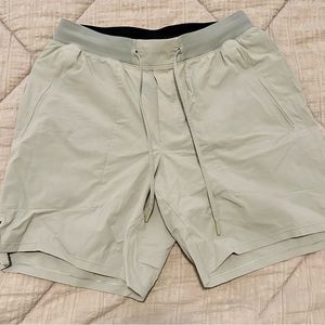 Lululemon License To Train 7” Linerless